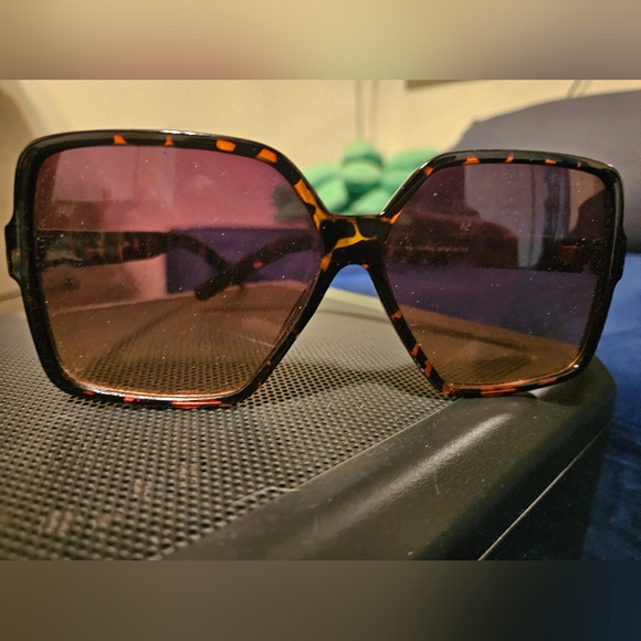 Unbranded Leopard  Cateye sunglasses - Picture 1 of 3